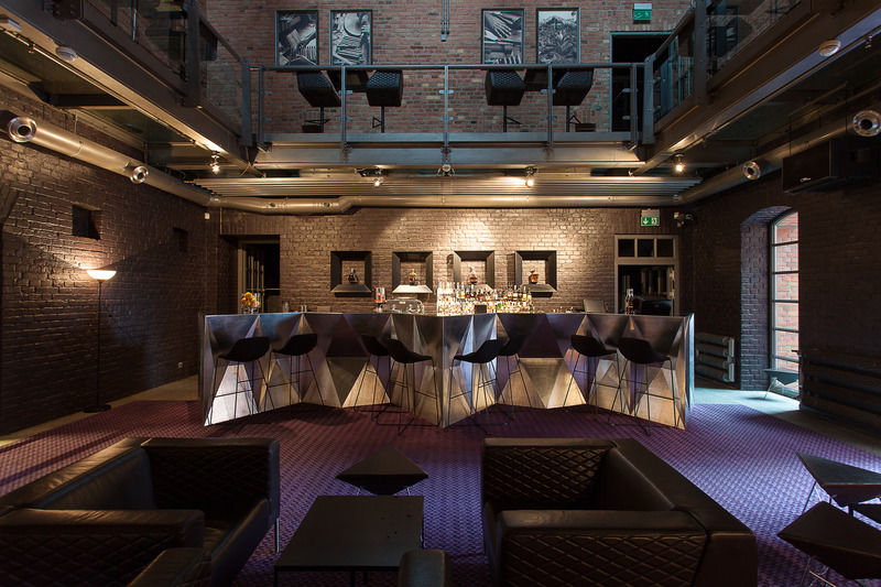 Blow Up Hall 5050 Hotel 5*